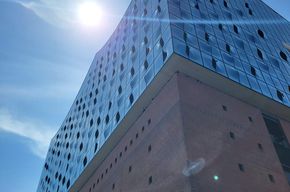 Die Elphi von Nahem.